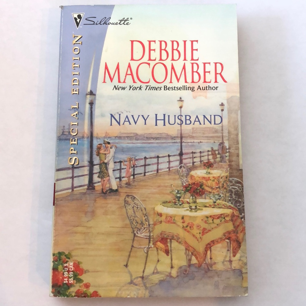 ⭐️5 for $20⭐️ Navy Husband by Debbie Macomber | Book